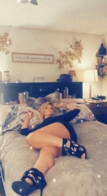 Sammy, 37  female escort, Kansas City