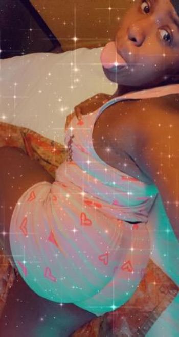 Pumpkin, 27  female escort, Kansas City