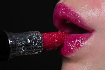 Naughty Barbie, 36  female escort, Kansas City