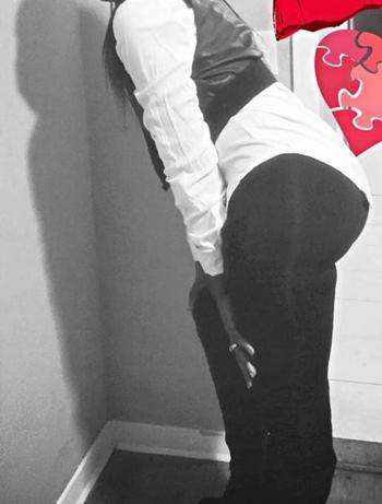 Clarissa , 38  female escort, Kansas City