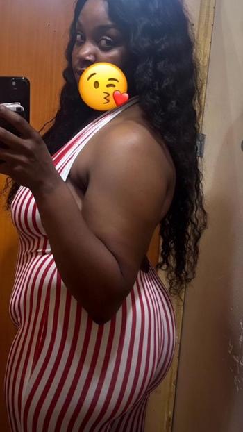 913-389-4572, 26  female escort, Kansas City