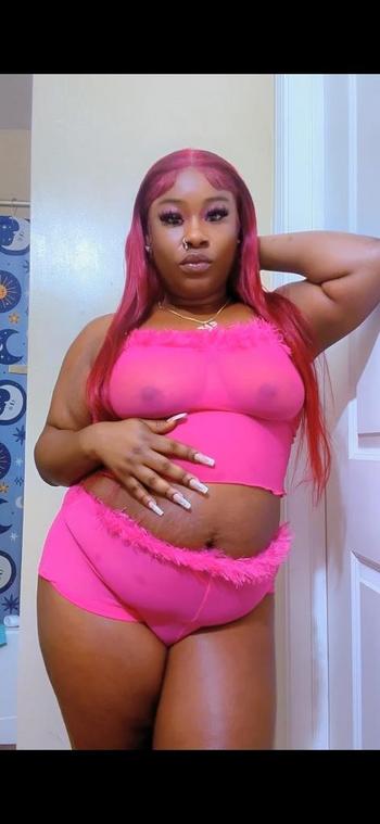 Peaches, 25  female escort, Kansas City