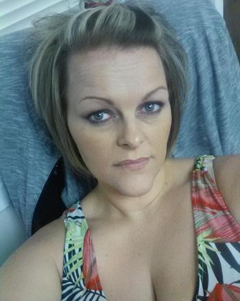 Chloe, 45  female escort, Kansas City